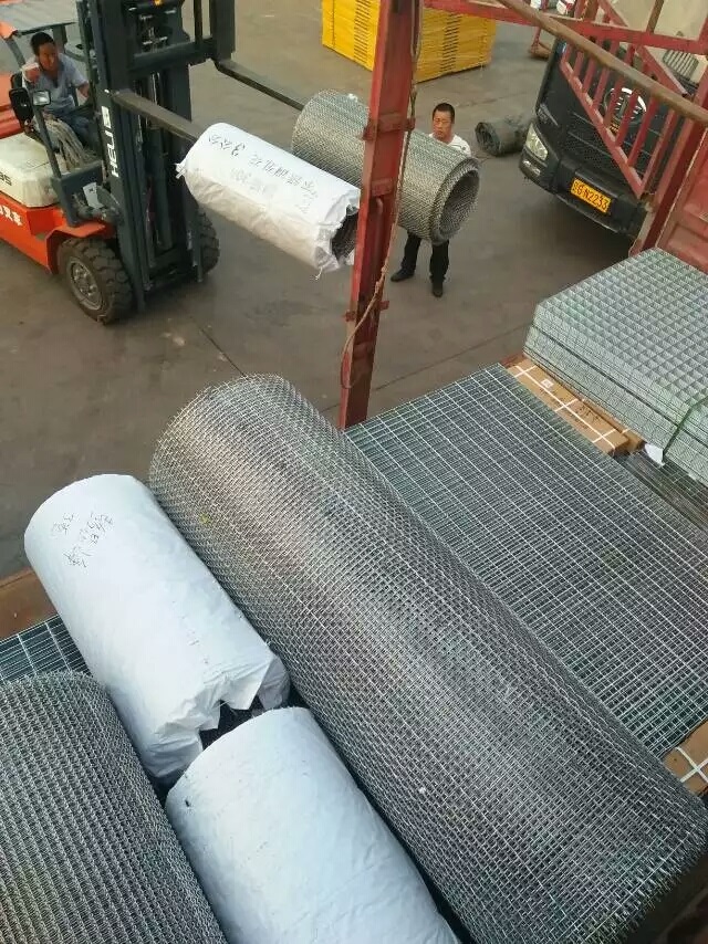 鍍鋅軋花網www.218mu.com